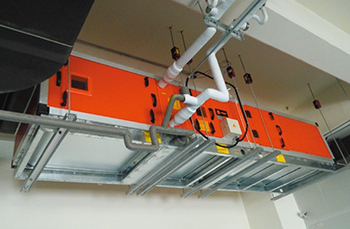 採用MAU(Make-Up Air Unit)空調(diào)系統(tǒng)